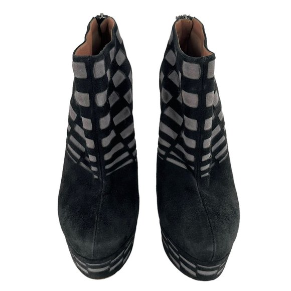 Alaia Black and Gray Suede Laser Cut Platform Booties Size 38 Heels - Picture 2 of 8